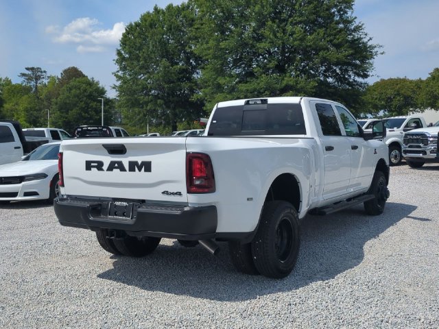 New 2026 RAM 3500 Tradesman AWD/4WD image 5