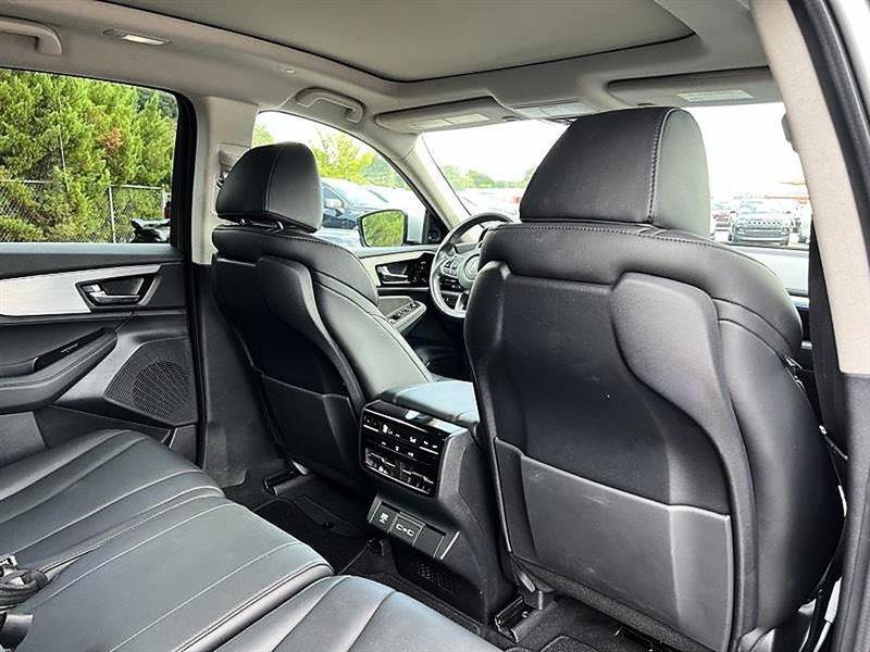 Used 2024 Acura MDX FWD image 40