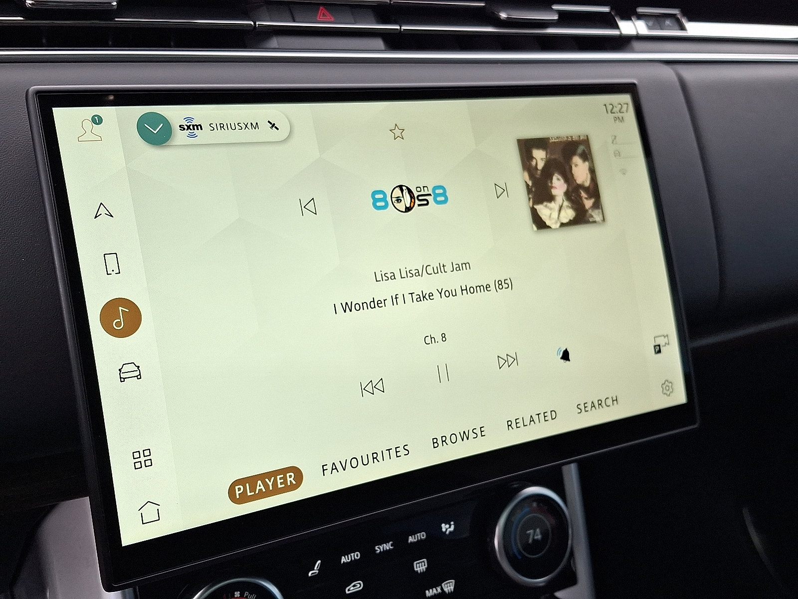 Used 2023 Land Rover Range Rover SE image 16