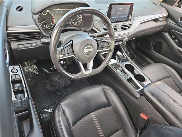 Used 2024 Nissan Altima 2.5 SR FWD image 10