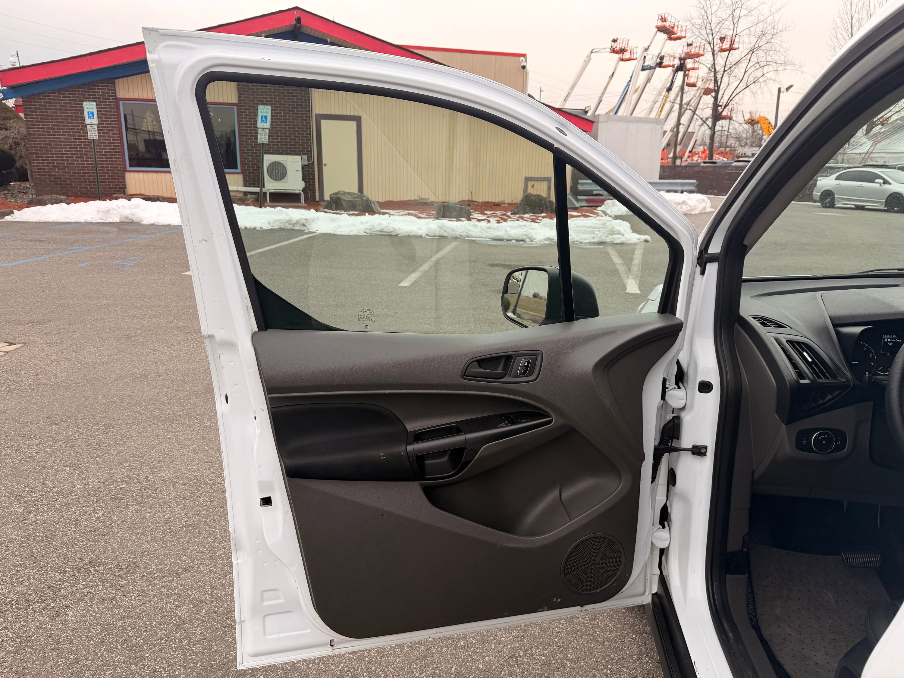 Used 2019 Ford Transit Connect XL image 12