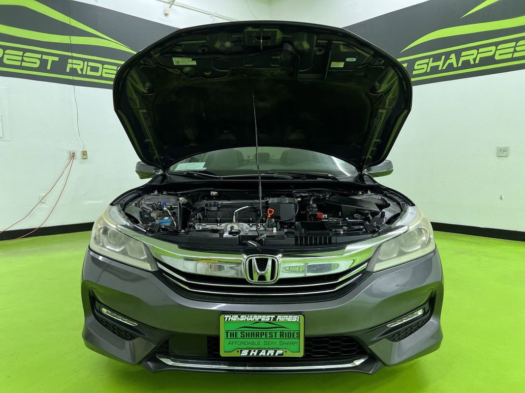 Used 2017 Honda Accord EX image 4