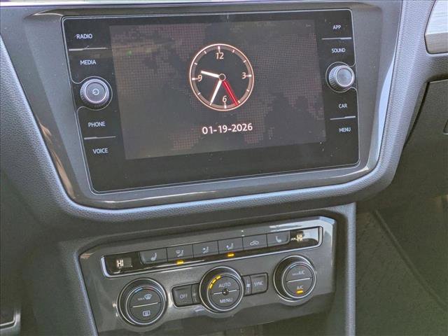 Used 2020 Volkswagen Tiguan SE R-Line image 14