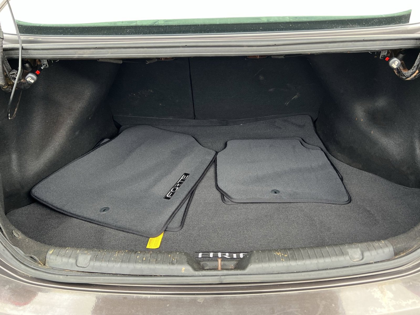 Used 2017 Kia Forte LX image 22