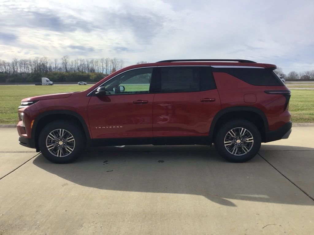 New 2026 Chevrolet Traverse LT w/ Enhanced Driving Package image 9