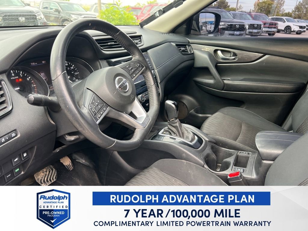 Used 2018 Nissan Rogue SV w/ Premium Package FWD image 10