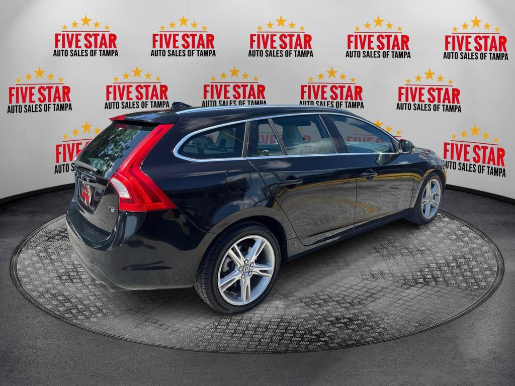Used 2016 Volvo V60 T5 Platinum w/ Climate Package FWD image 7