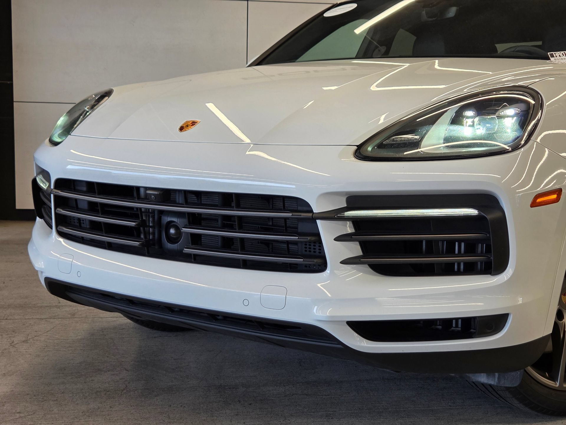 Certified 2023 Porsche Cayenne Coupe AWD/4WD image 26