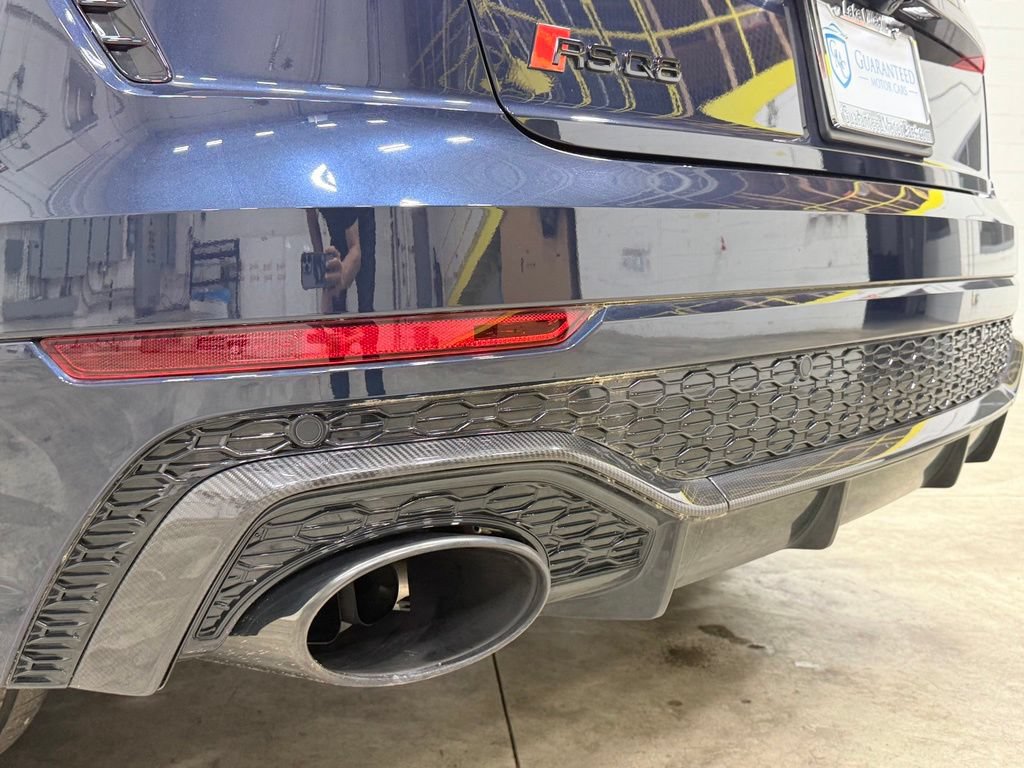 Used 2024 Audi RS Q8 AWD/4WD image 40
