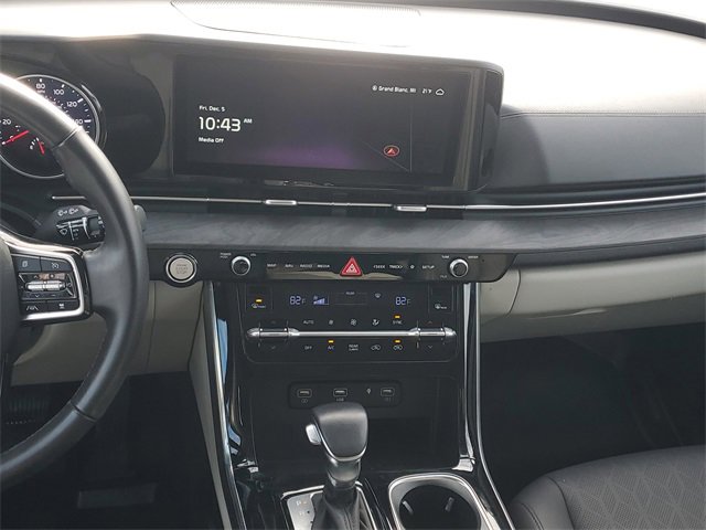 Certified 2023 Kia Carnival EX image 15