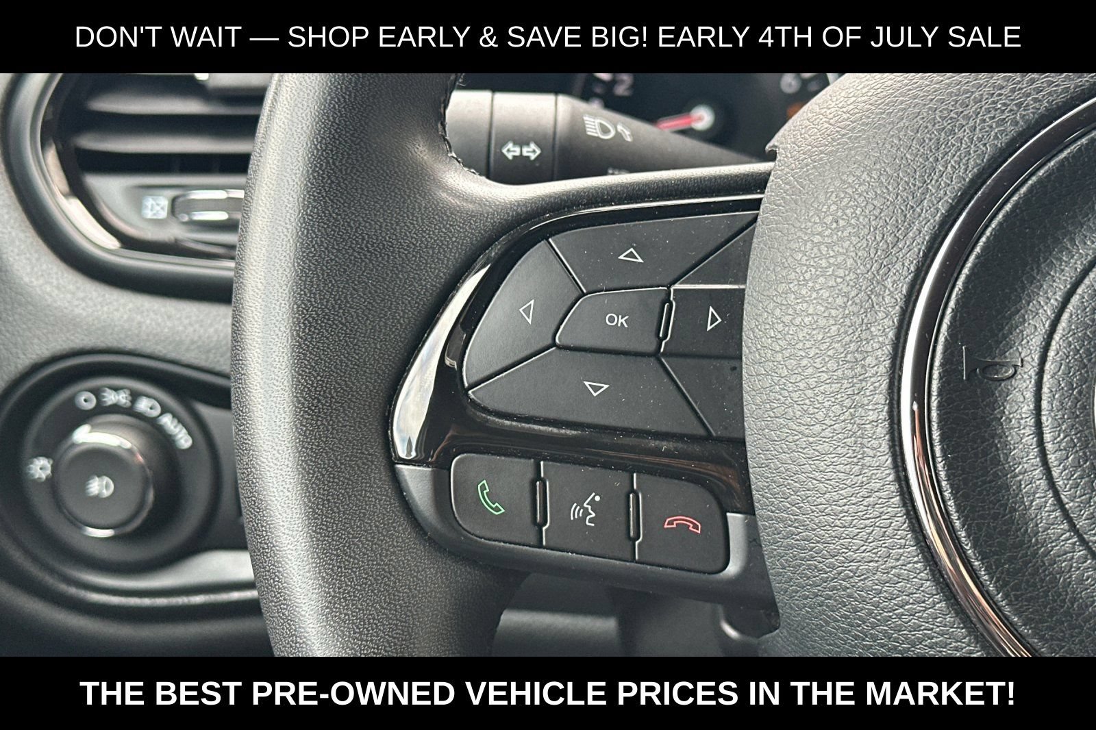 Used 2022 Jeep Renegade Altitude AWD/4WD image 32
