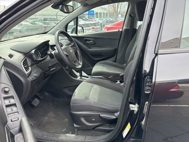 Used 2020 Chevrolet Trax LS image 5