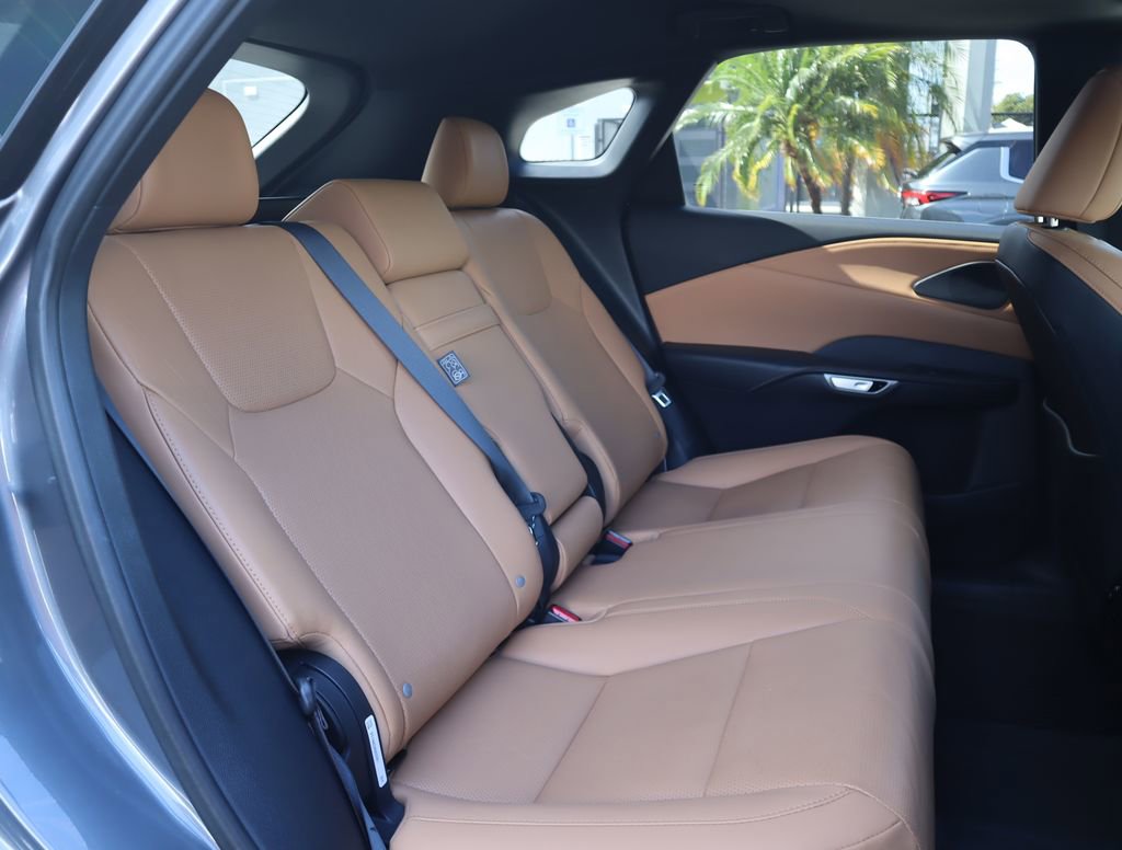 Used 2023 Lexus RX 350h image 22