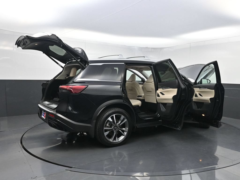 Used 2023 INFINITI QX60 Luxe w/ Cargo Package FWD image 42