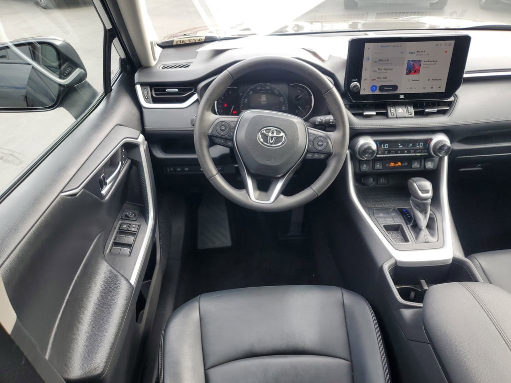Used 2024 Toyota RAV4 XLE Premium image 11