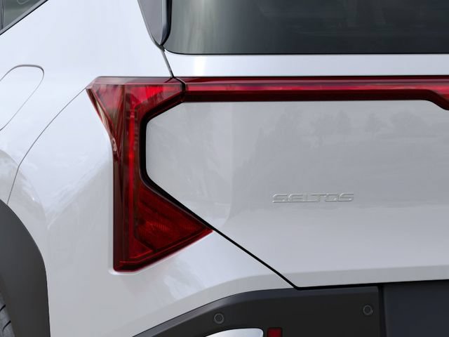 New 2027 Kia Seltos S FWD image 11