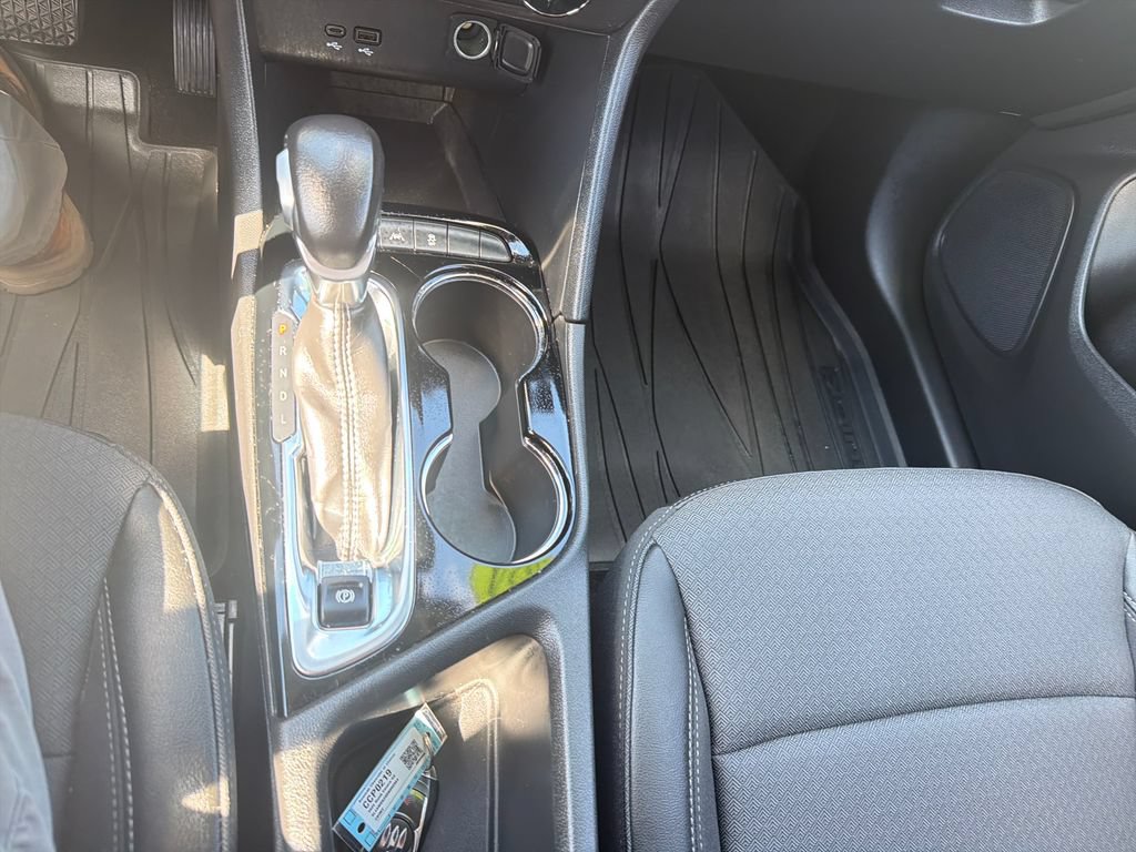 Used 2024 Buick Encore GX Preferred FWD image 22