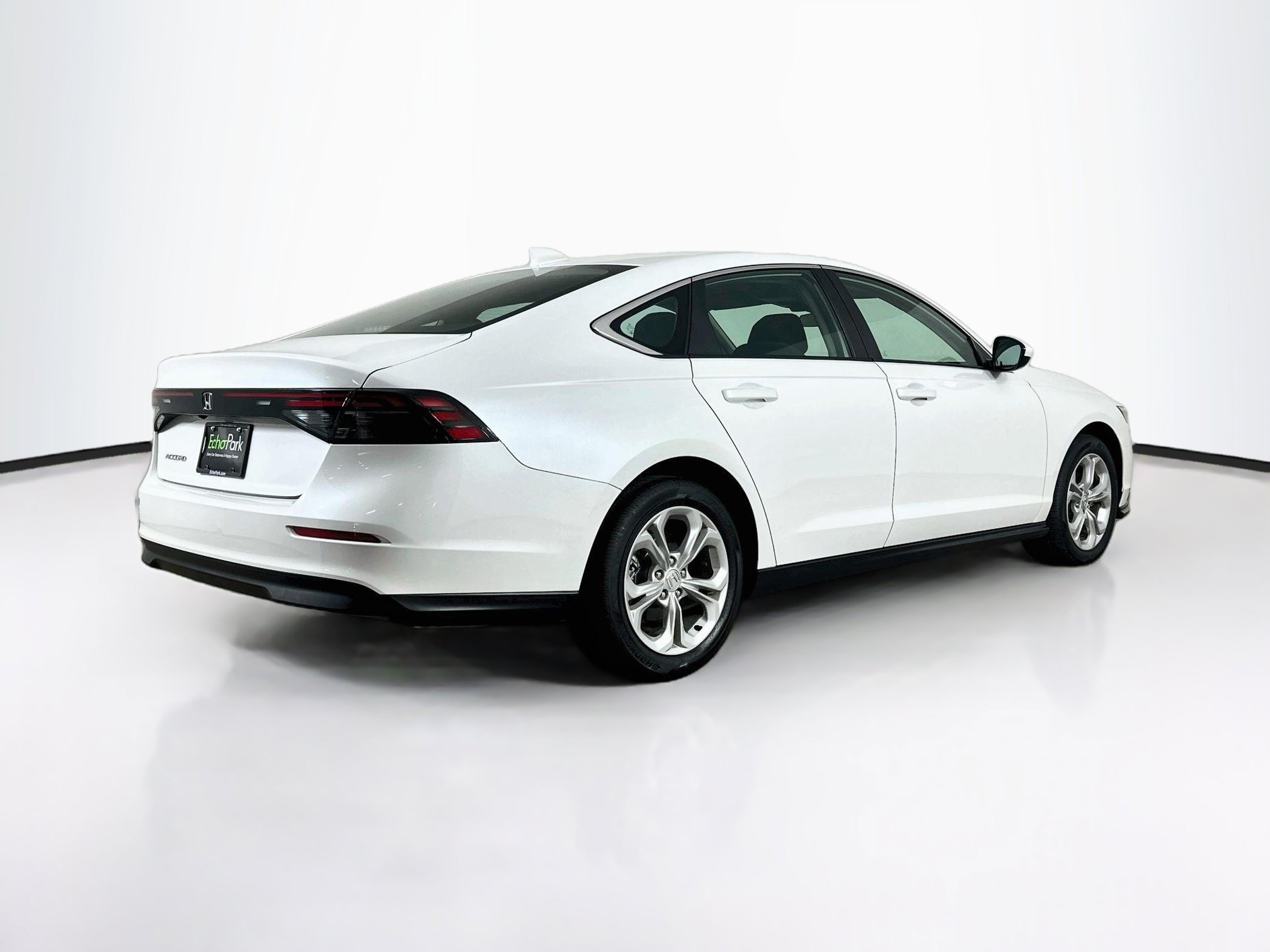 Used 2024 Honda Accord LX image 9