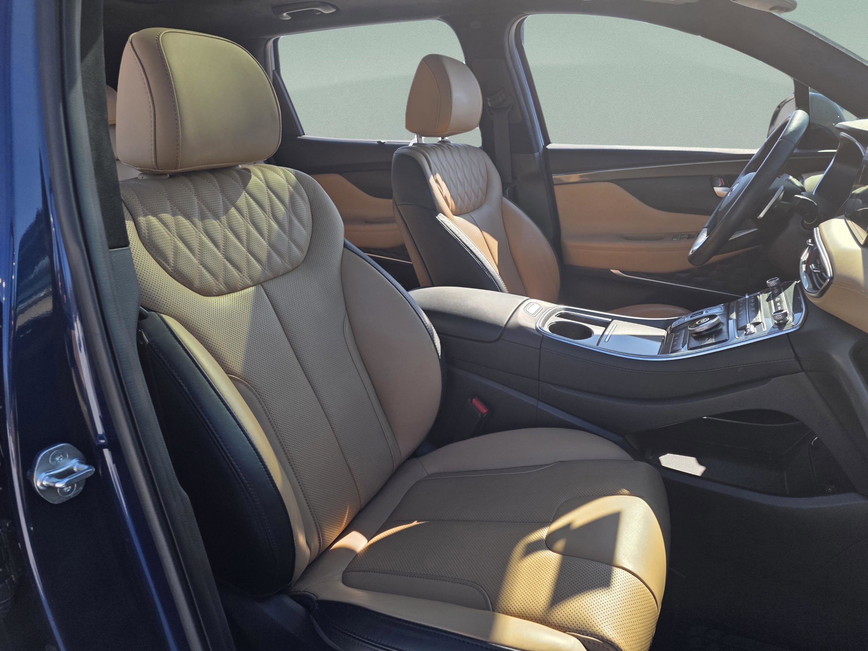 Used 2023 Hyundai Santa Fe Calligraphy image 26