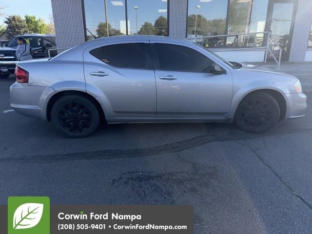Used 2013 Dodge Avenger SE FWD image 3