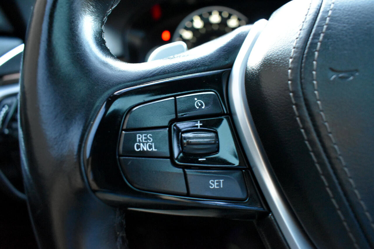 Used 2019 BMW 530i xDrive w/ Convenience Package image 15