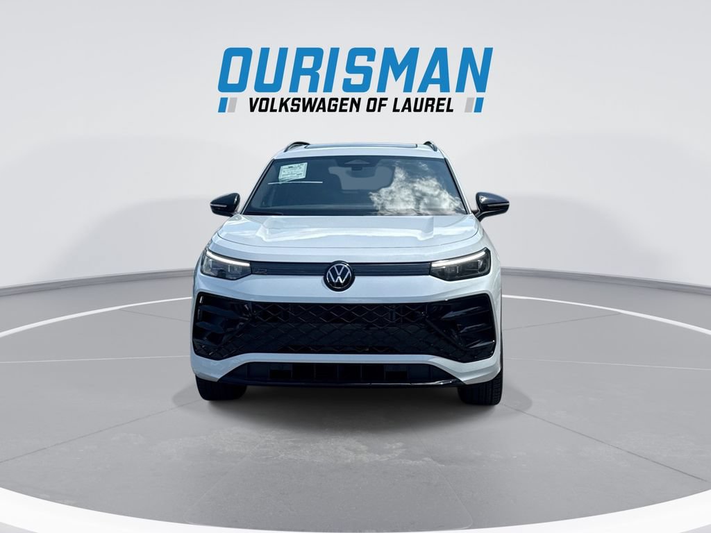 New 2026 Volkswagen Tiguan SE R-Line AWD/4WD image 3