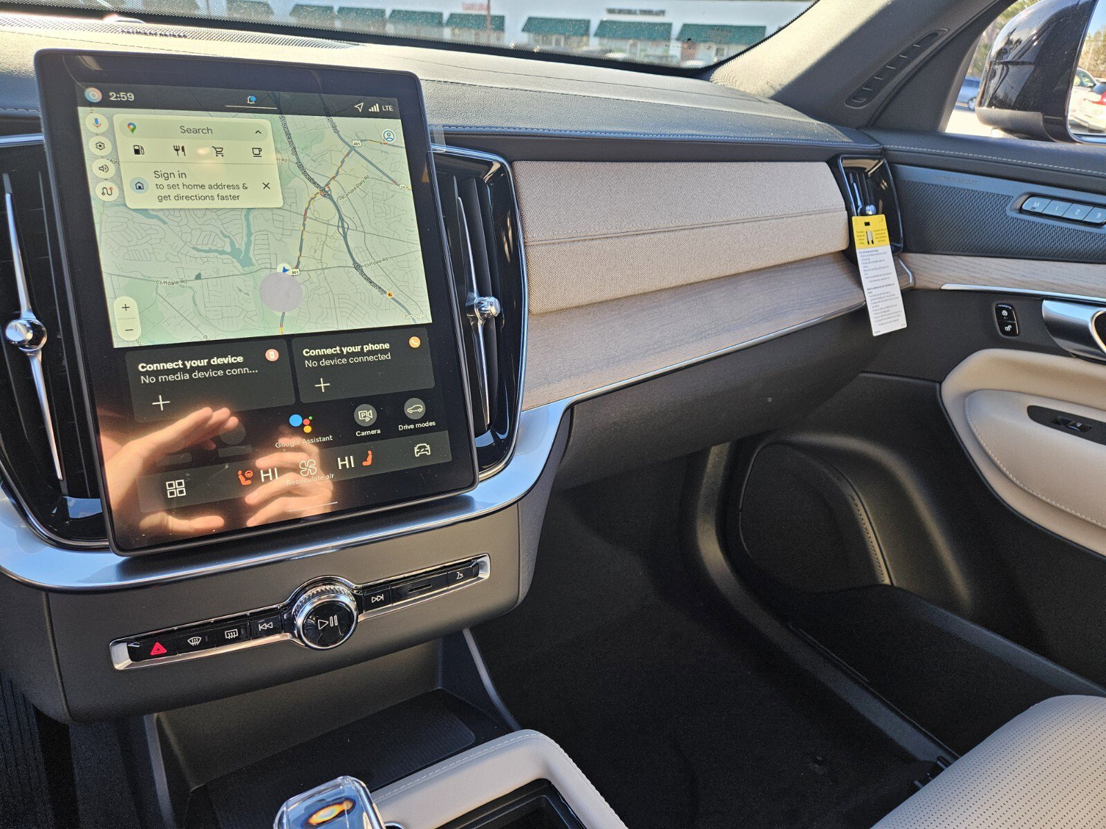 New 2026 Volvo XC90 B6 Ultra w/ Protection Package Premier AWD/4WD image 13