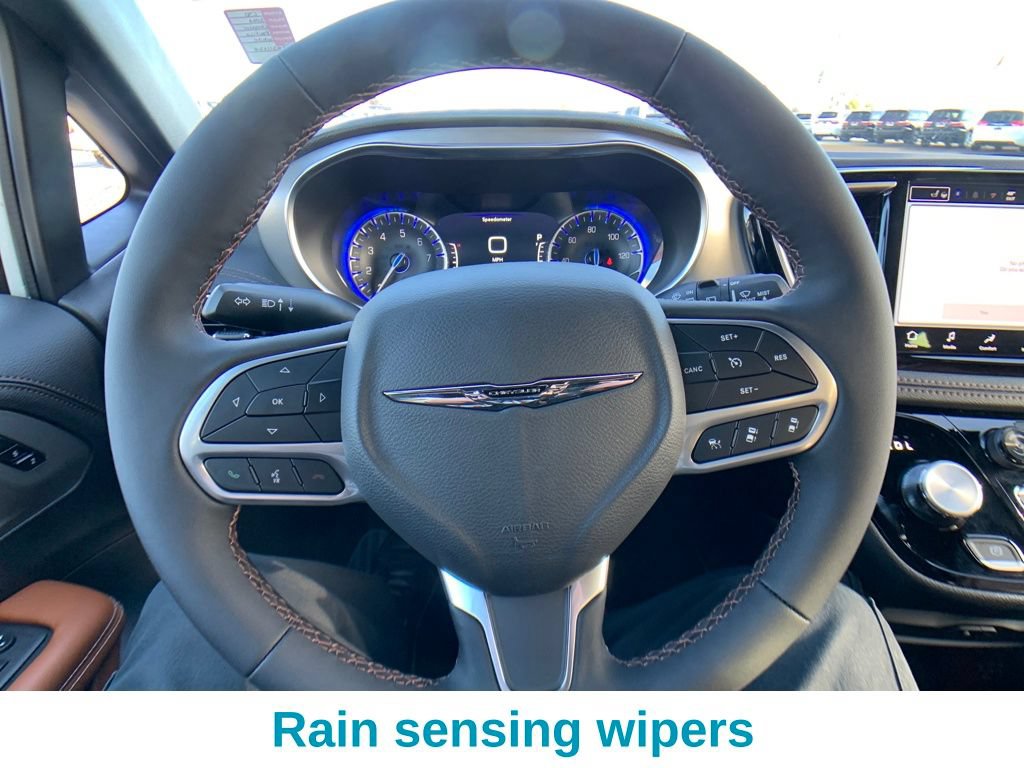 New 2026 Chrysler Pacifica Pinnacle AWD/4WD image 15