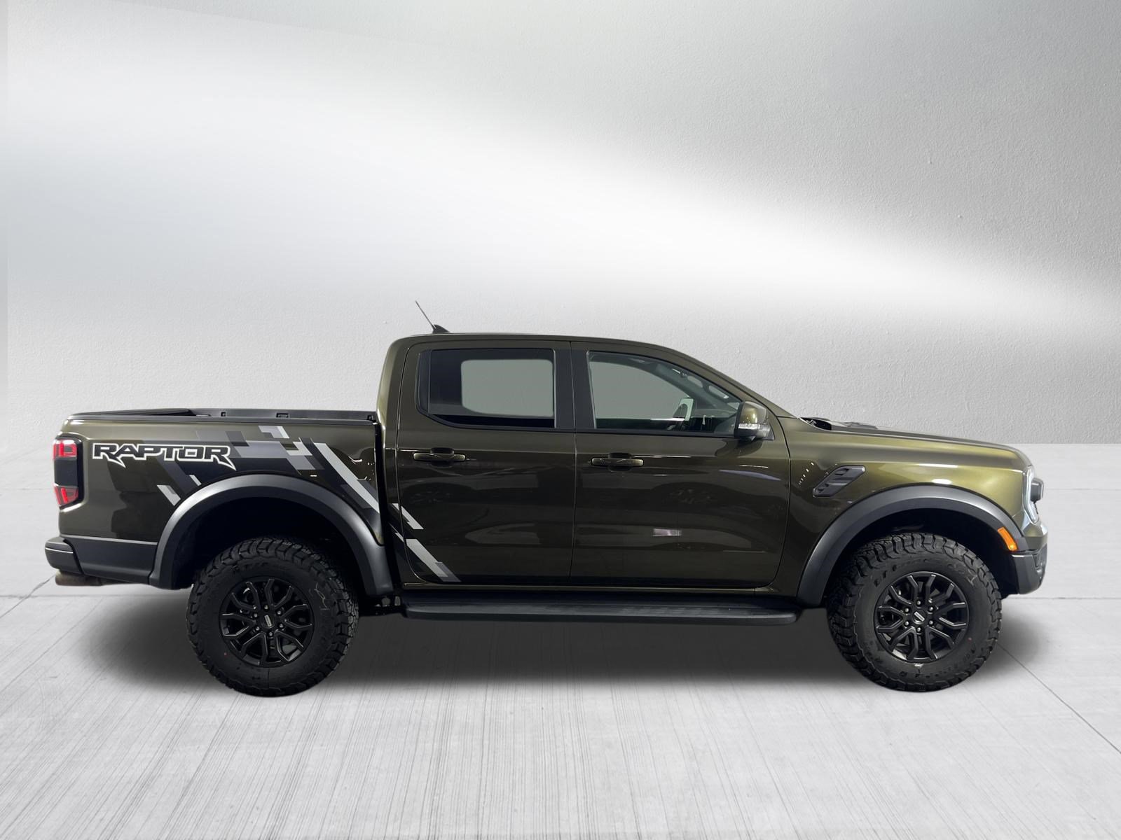 Used 2025 Ford Ranger Raptor image 8