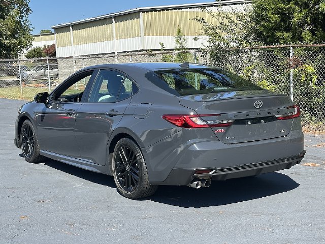 Used 2025 Toyota Camry SE FWD image 6