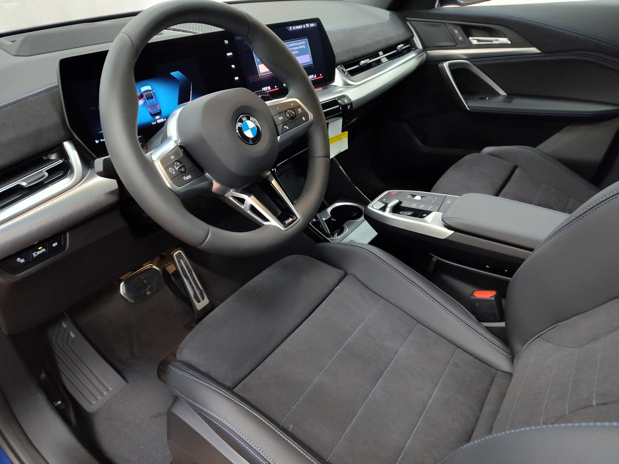 Used 2026 BMW X1 xDrive28i w/ Technology Package AWD/4WD image 4