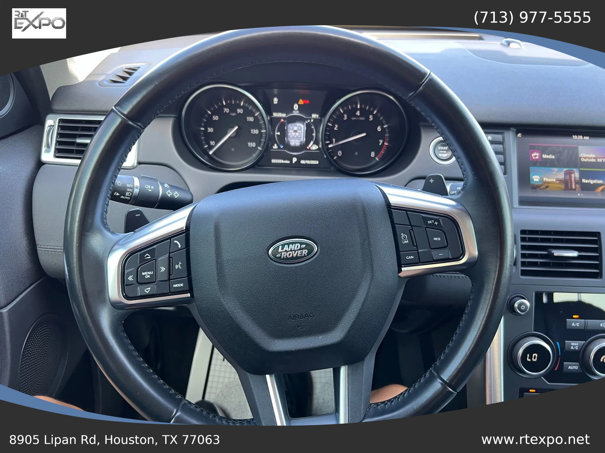 Used 2018 Land Rover Discovery Sport SE image 36