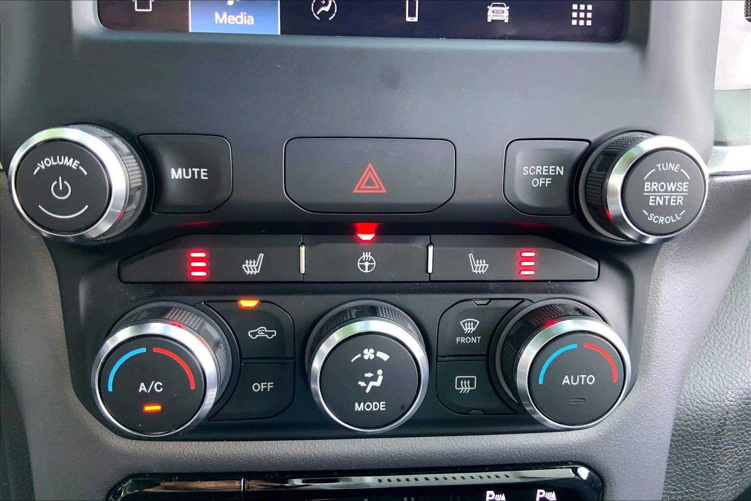 Certified 2022 RAM 1500 Big Horn AWD/4WD image 32