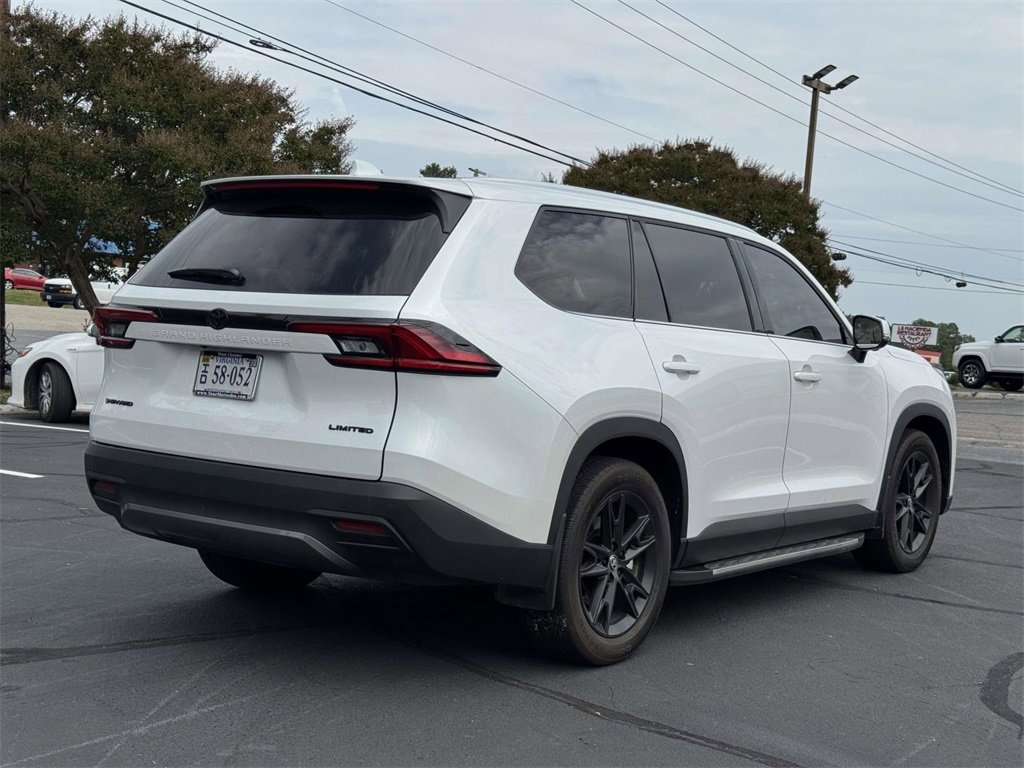 Used 2025 Toyota Grand Highlander AWD Hybrid image 22