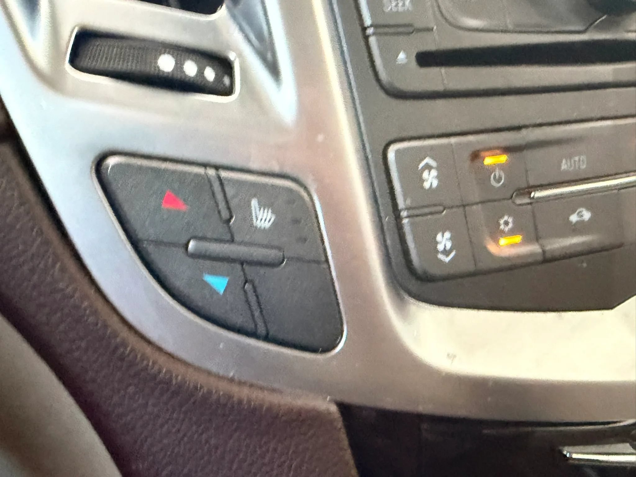 Used 2010 Cadillac SRX Luxury FWD image 20