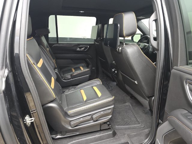 Used 2021 GMC Yukon XL AT4 w/ AT4 Premium Plus Package AWD/4WD image 28
