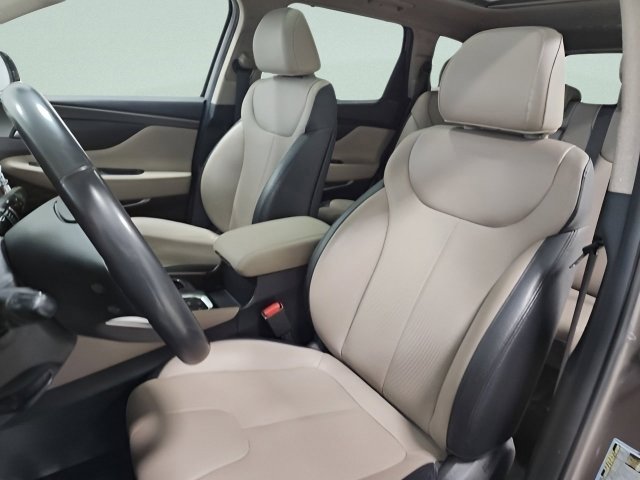 Used 2019 Hyundai Santa Fe Limited AWD/4WD image 22