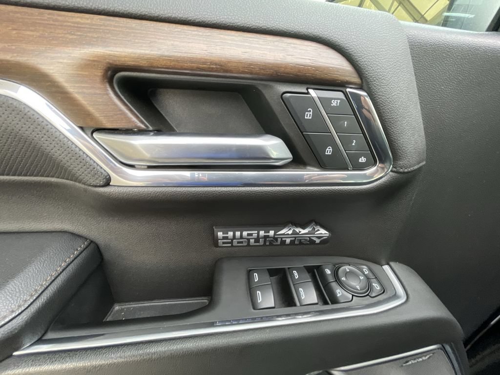 Certified 2023 Chevrolet Silverado 1500 High Country w/ High Country Premium Package AWD/4WD image 23