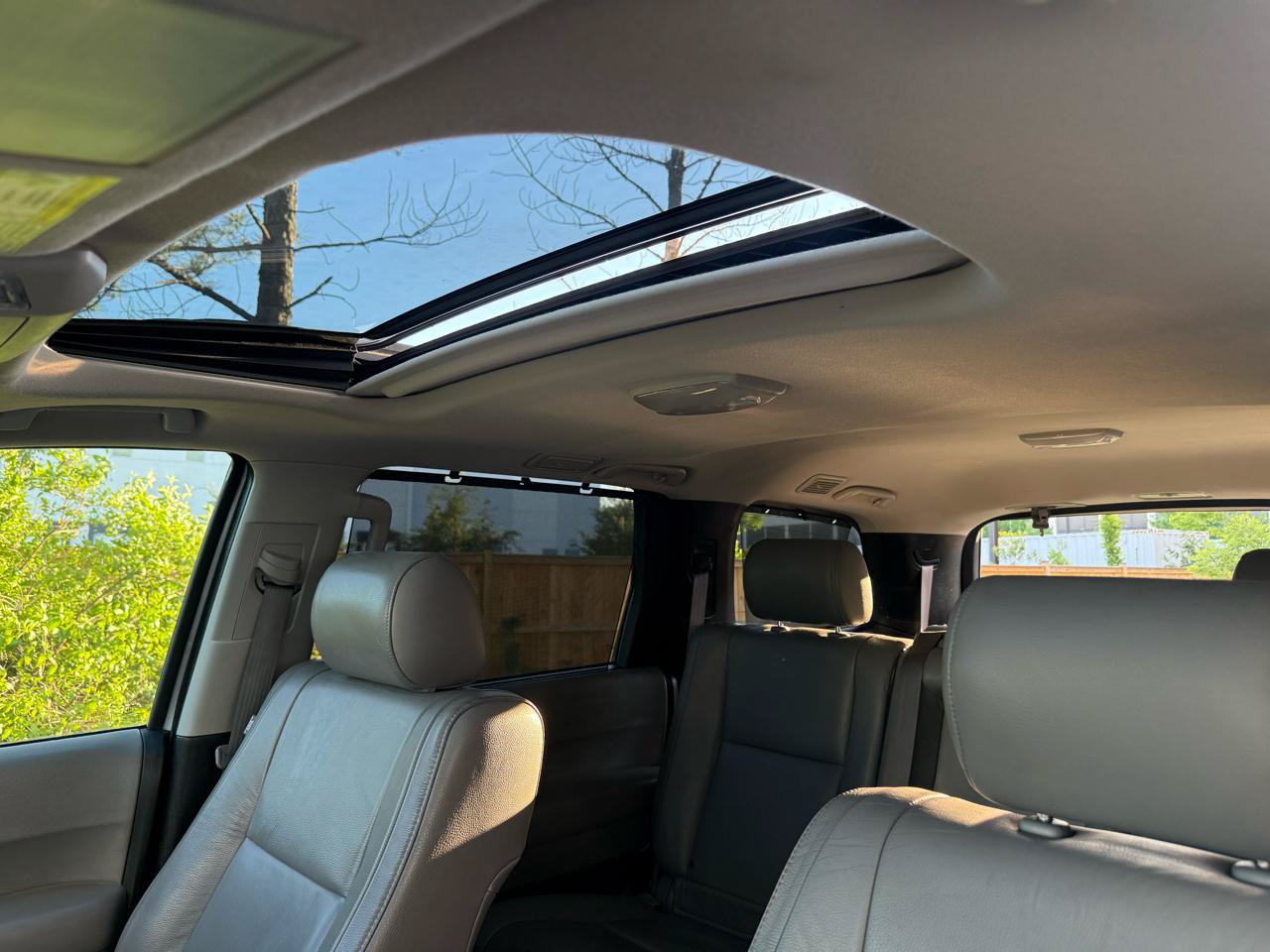 Used 2010 Toyota Sequoia Limited AWD/4WD image 54