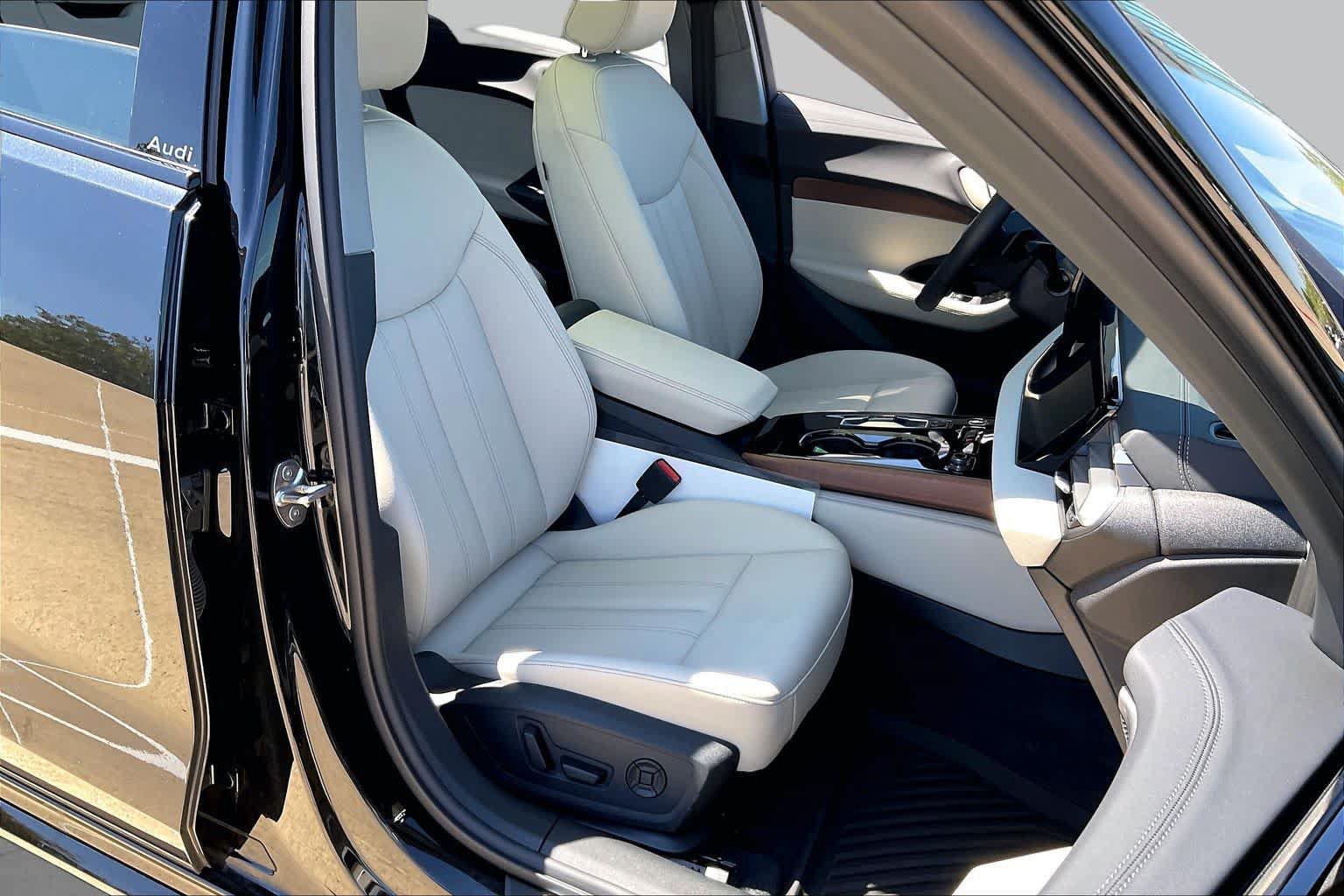 Used 2026 Audi A5 2.0T Premium Plus AWD/4WD image 9