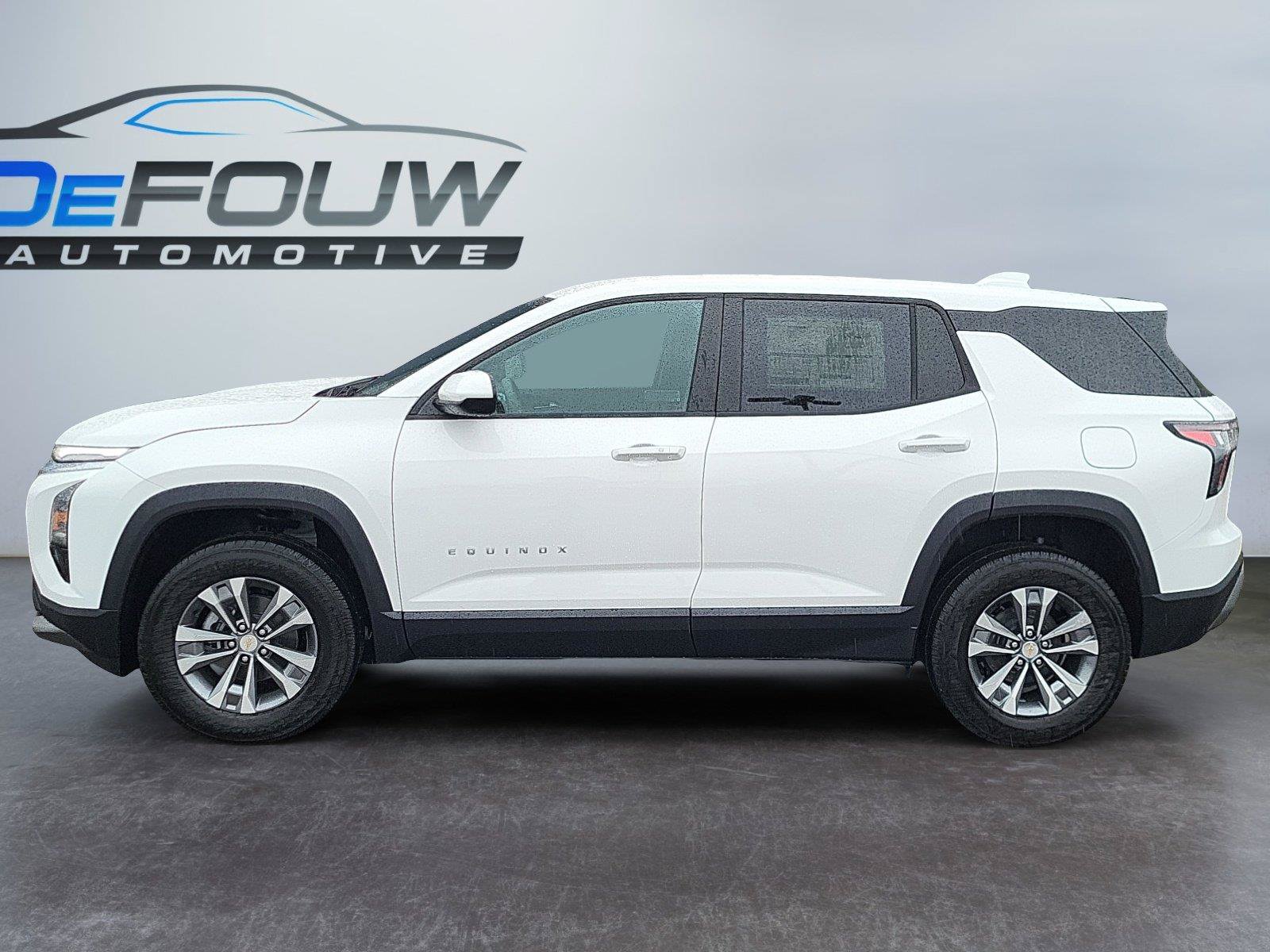 Used 2026 Chevrolet Equinox LT FWD image 6