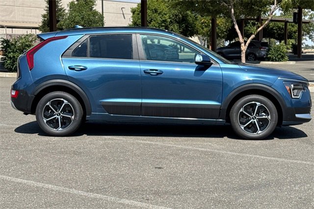 New 2025 Kia Niro EX image 3