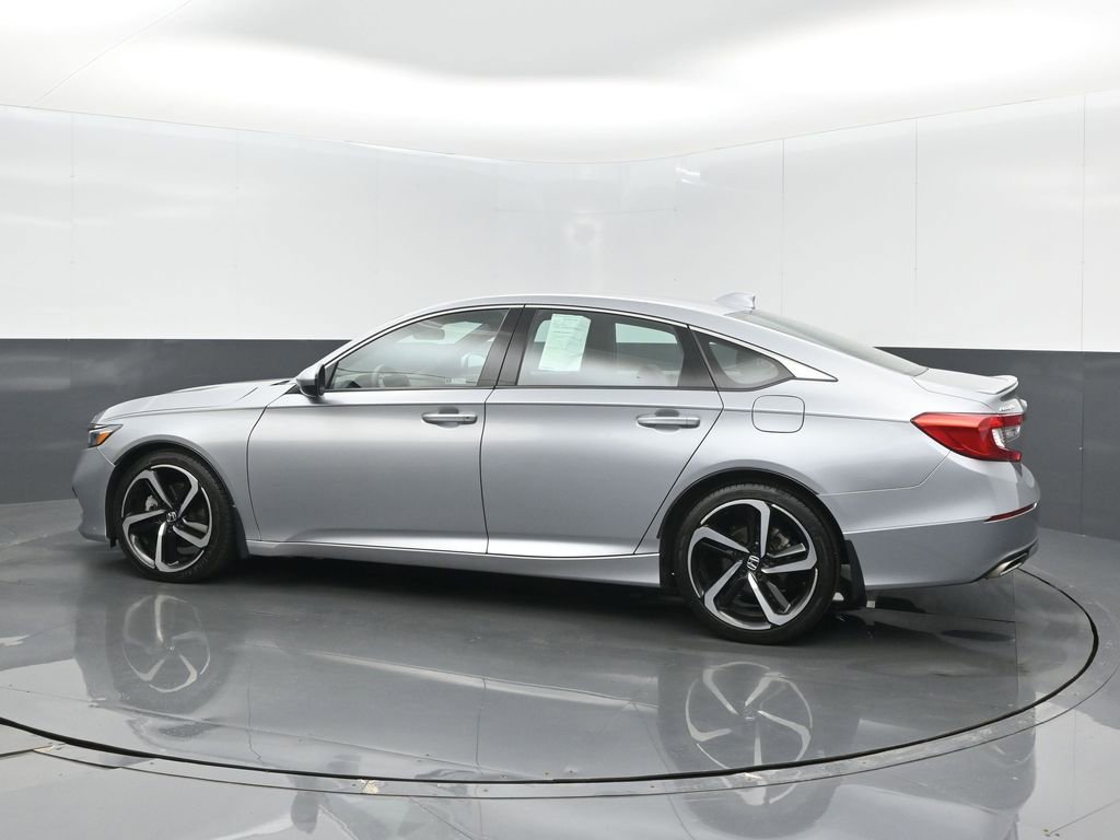 Used 2018 Honda Accord Sport image 13