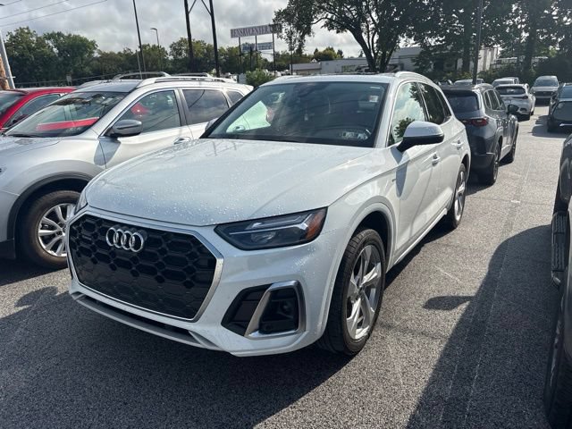 Used 2022 Audi Q5 2.0T Premium Plus w/ Premium Plus Package