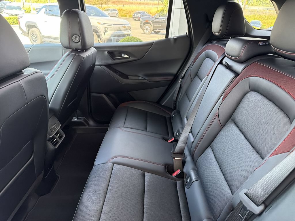 New 2027 Chevrolet Equinox RS w/ Convenience Package III AWD/4WD image 26