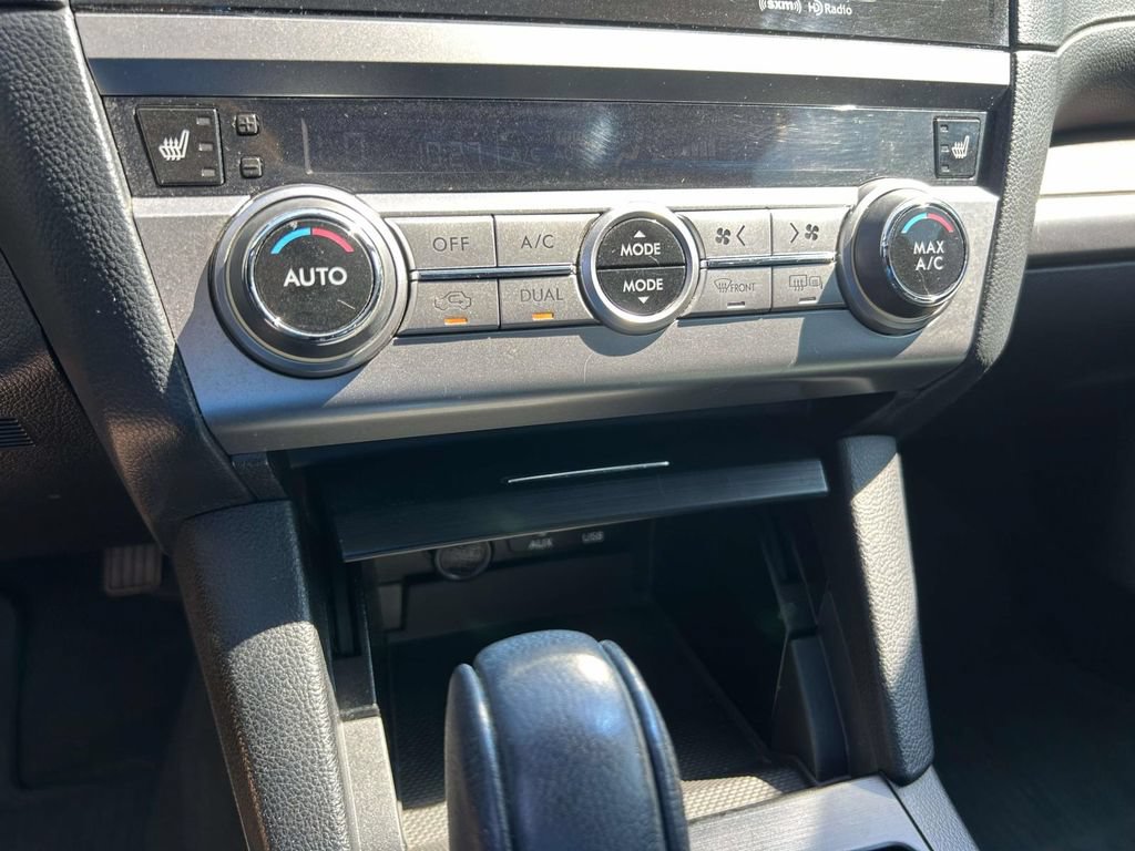 Used 2016 Subaru Outback 2.5i Limited AWD/4WD image 17