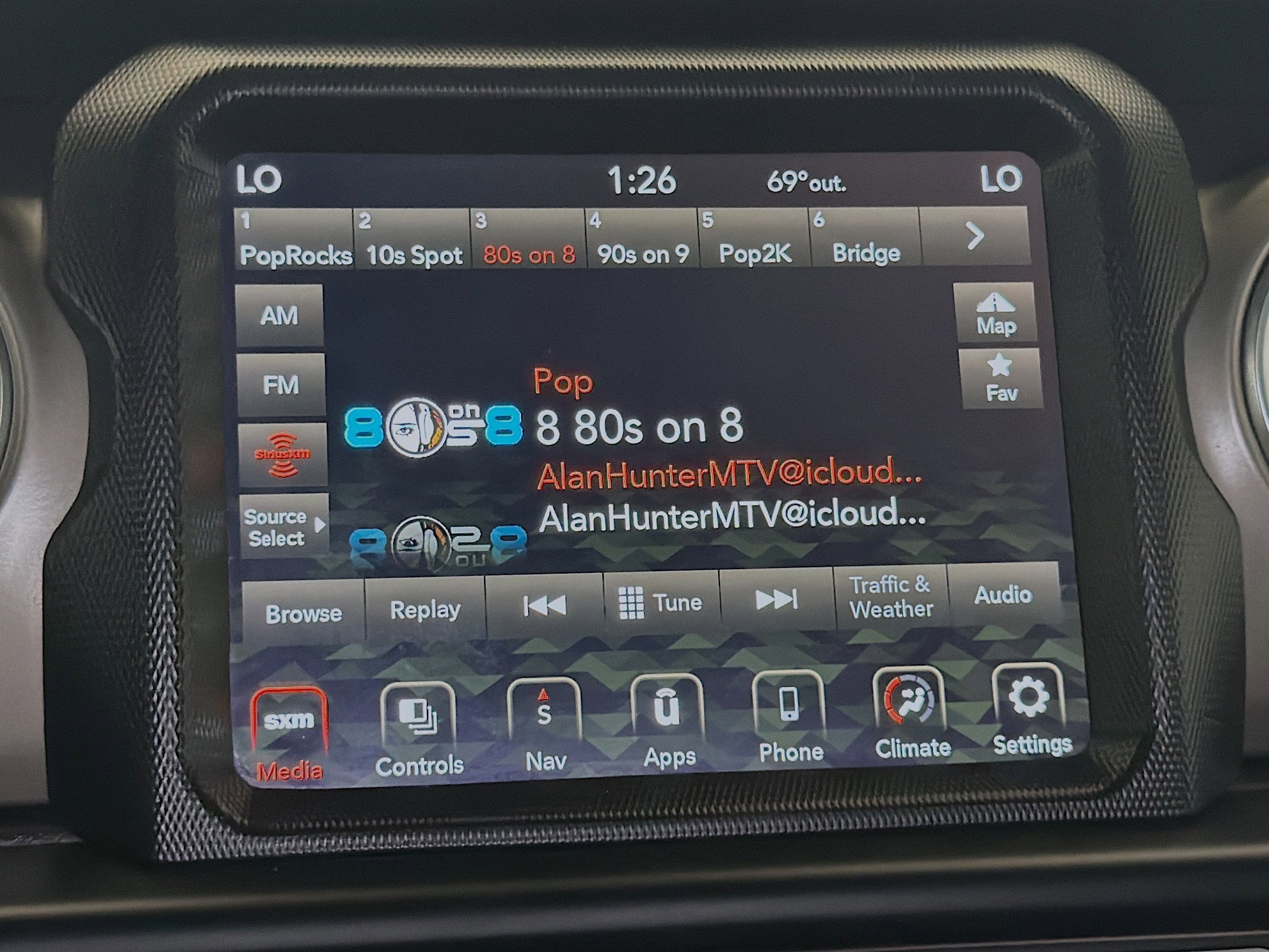 Used 2020 Jeep Gladiator Rubicon AWD/4WD image 9