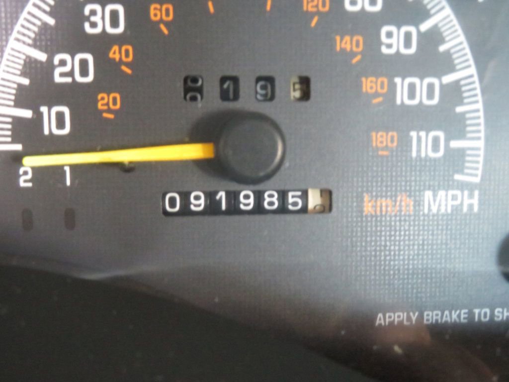 Used 2000 Pontiac Grand Prix GTP w/ Opt Pkg image 38