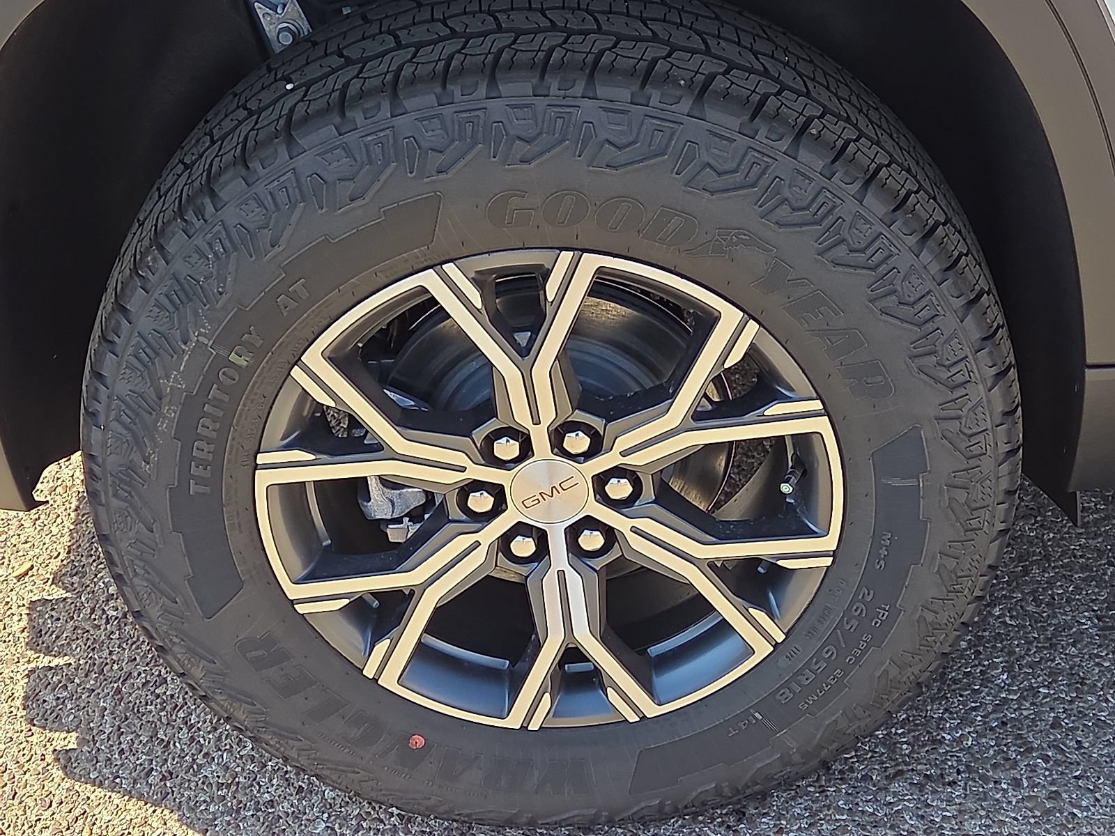 New 2026 GMC Acadia AT4 w/ Luxury Package AWD/4WD image 7