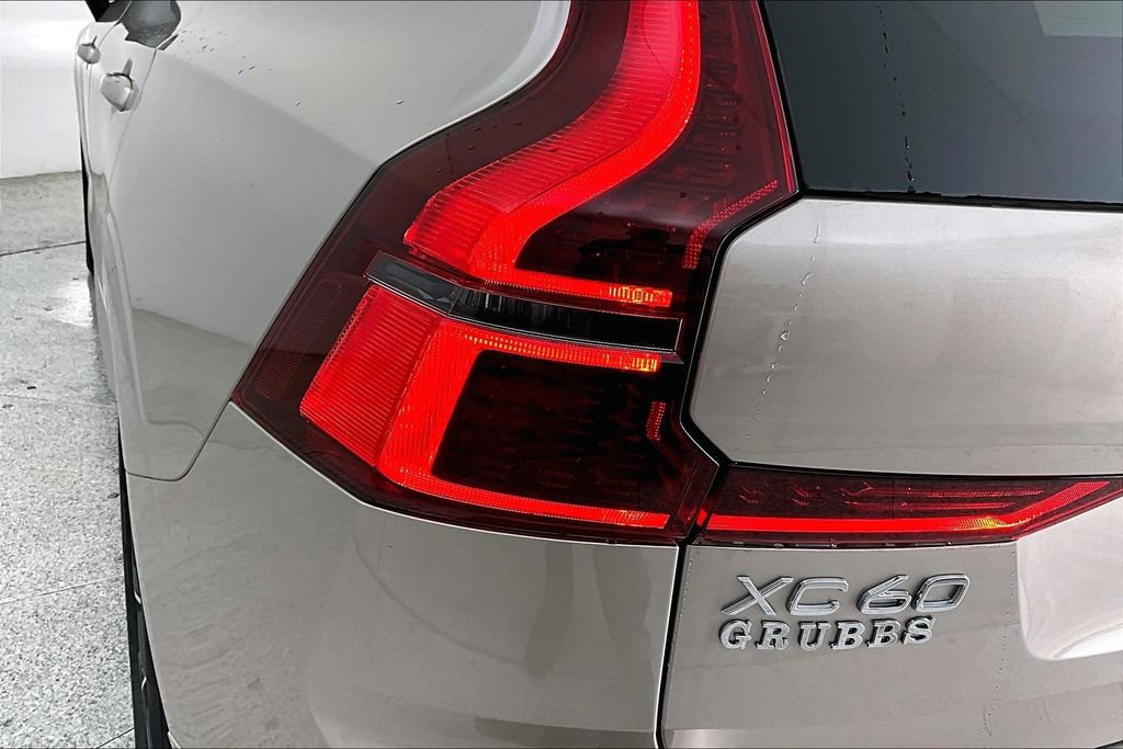 New 2026 Volvo XC60 B5 Core w/ Climate Package AWD/4WD image 35